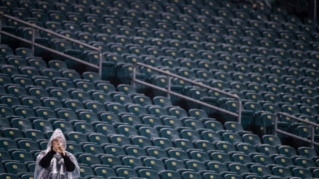 Weather Warning Issued Before Eagles-Lions Game on ‘Sunday Night Football’