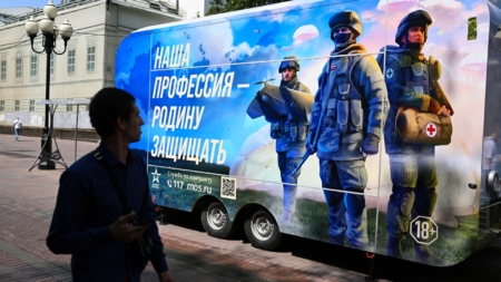 Homeless in Russia pushed to fight in Ukraine   – Newsweek