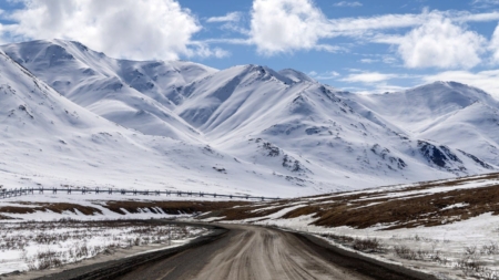 Winter Weather Warnings for Three States As 16 Inches of Snow Set to Hit