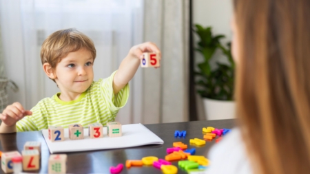 Child Psychologist Reveals 7 Signs Your Child Is Gifted