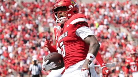 How to Watch Kentucky vs Louisville: Live Stream NCAA College Football, TV Channel