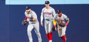 Dodgers Urged to Target Red Sox Outfielder in Blockbuster Trade