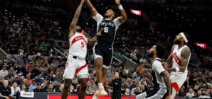 Spurs Head Coach Offers Further Confusion on Mysterious Stephon Castle Injury