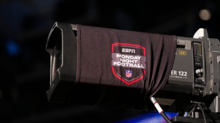 YouTube TV Accused of Misleading Users With Financial Promise Before ‘MNF’