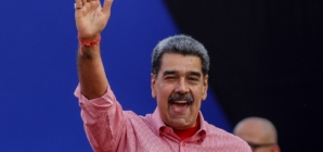 Donald Trump Teases Talks With Venezuela’s Nicolas Maduro