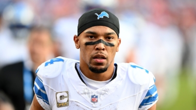 Lions Star Amon-Ra St Brown Exits Thanksgiving Game With Concerning Injury