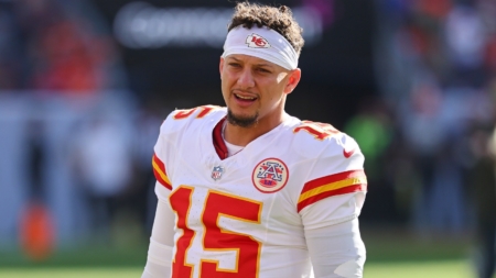 Patrick Mahomes Assigns Blame After Chiefs’ Loss to Broncos