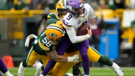 Packers Defender Trolls Vikings as JJ McCarthy Enters Concussion Protocol