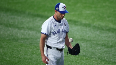 Blue Jays Predicted To Retain Eight-Time All-Star In Free Agency