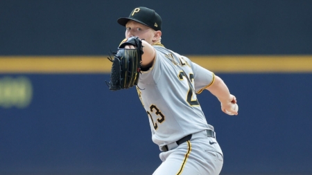 Coveted All-Star Pitcher Predicted To Be Traded This Offseason: Insider