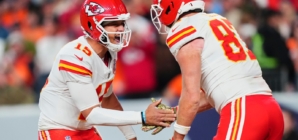Travis Kelce, Patrick Mahomes May Help Make NFL History on Thanksgiving