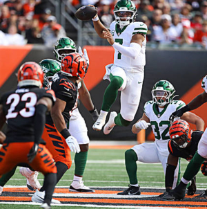 $40 Million NFL QB Benched Again for New York Jets