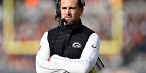 Packers’ Matt LaFleur Has Blunt Response on Ben Johnson Postgame Moment