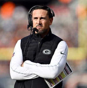 Packers’ Matt LaFleur Has Blunt Response on Ben Johnson Postgame Moment