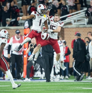 9,800-Yard Sun Belt QB Enters Transfer Portal