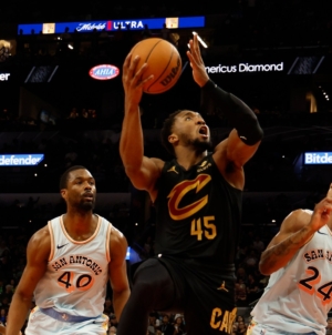 How to Watch Spurs vs Cavaliers: Live Stream NBA, TV Channel