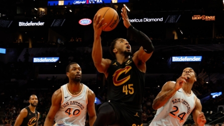 How to Watch Spurs vs Cavaliers: Live Stream NBA, TV Channel