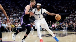 East Team Emerges as Surprise Suitor for Two West All Stars