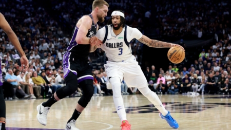 East Team Emerges as Surprise Suitor for Two West All Stars