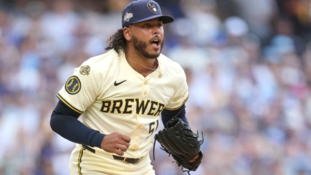 Mets Predicted to Trade for 2-Time All-Star Ace After Devin Williams Addition