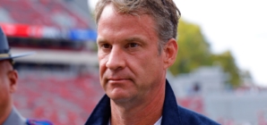 Lane Kiffin Sends Message to Patrick Mahomes After Season-Ending Injury