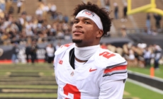 Ohio State Star Claims Nation’s Top Honor Ahead of College Football Playoff