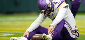 Vikings Top Candidate to Reunite With 18,000-Yard QB Amid JJ McCarthy Concern