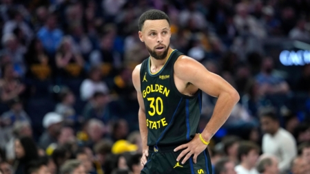 Caitlin Clark Stunned by Steph Curry’s Viral Pregame Moment