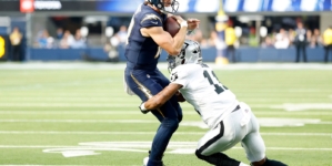 Chargers’ Justin Herbert to Undergo Procedure for Broken Bone