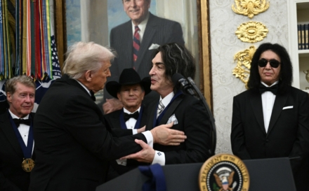 Trump Awards Kennedy Center Medals to 2025 Honorees at White House