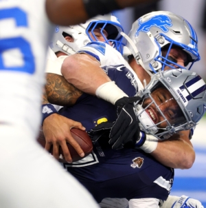 Cowboys Fans Irate With Refs Over Questionable OPI Call