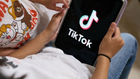 TikTok signs deal to avoid US ban