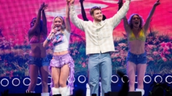 How to Watch iHeartRadio Jingle Ball 2025: Live Stream, TV Channel