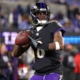 Ravens QB Lamar Jackson Leaves Patriots Game With Concerning Injury