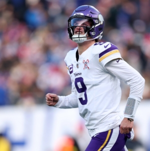 Vikings GM Drops Hint on JJ McCarthy’s Future After Up and Down Year