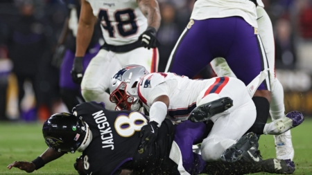 Baltimore Ravens Give Update on Lamar Jackson After Injury in Patriots Loss