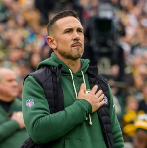 Packers Coach Offers Cryptic Update on Injured Star Before Bears Clash