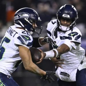 Seahawks Eye ‘Possible Addition’ After Zach Charbonnet Injury