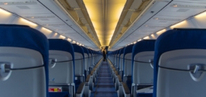 First Class Passenger on 8-Hour Flight Not Ready for ‘Major Safety Issue’
