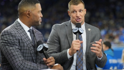 Rob Gronkowski Has Strong Reaction to Bill Belichick Snub