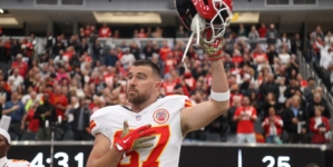 Kansas City Chiefs Urged to Stop Travis Kelce From Retiring