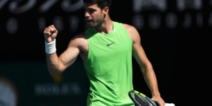 How to Watch Carlos Alcaraz vs Alex de Minaur: Live Stream Australian Open Quarterfinal, TV Channel