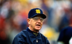 Sad News Surfaces on Famed Notre Dame Coach Lou Holtz