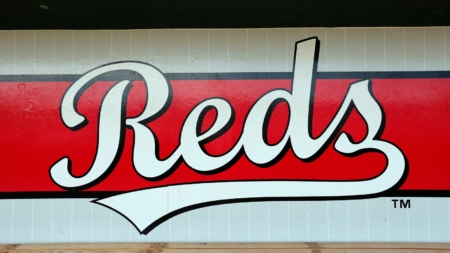 Reds Sign 4-Year MLB Veteran with Mariners, Twins Ties