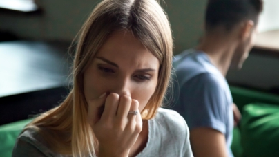 Woman Excited For Proposal—Until One Word Changes Everything: ‘Hurts’