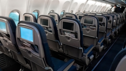 Plane Passenger Tries to Steal Window Seat— Until ‘Justice’ Handed Out