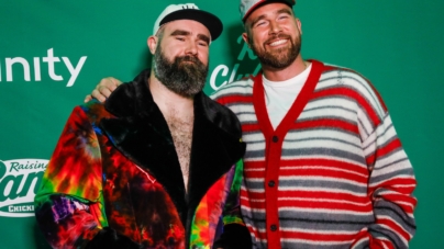 Cameras Capture Drew Brees’ Powerful Message to Travis and Jason Kelce