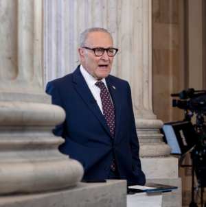 Schumer Calls Trump’s Penn Station Renaming Claim an ‘Absolute Lie’