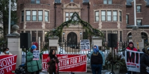 ICE Chase Ends With Multi-Vehicle Crash, Man Taken Away Covered by a Sheet