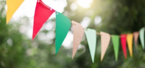 Mom Baffled At Daughter’s Low Birthday Party Attendance—Then She Realizes